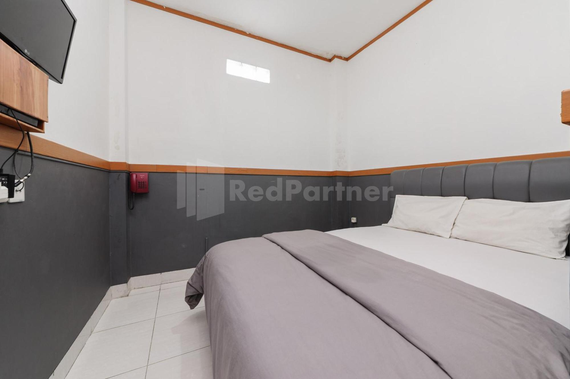 Ian Hotel Jaksa Mitra Reddoorz Jakarta Exterior foto