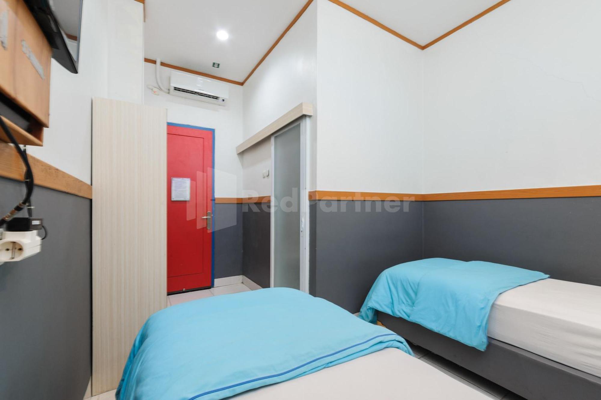 Ian Hotel Jaksa Mitra Reddoorz Jakarta Exterior foto
